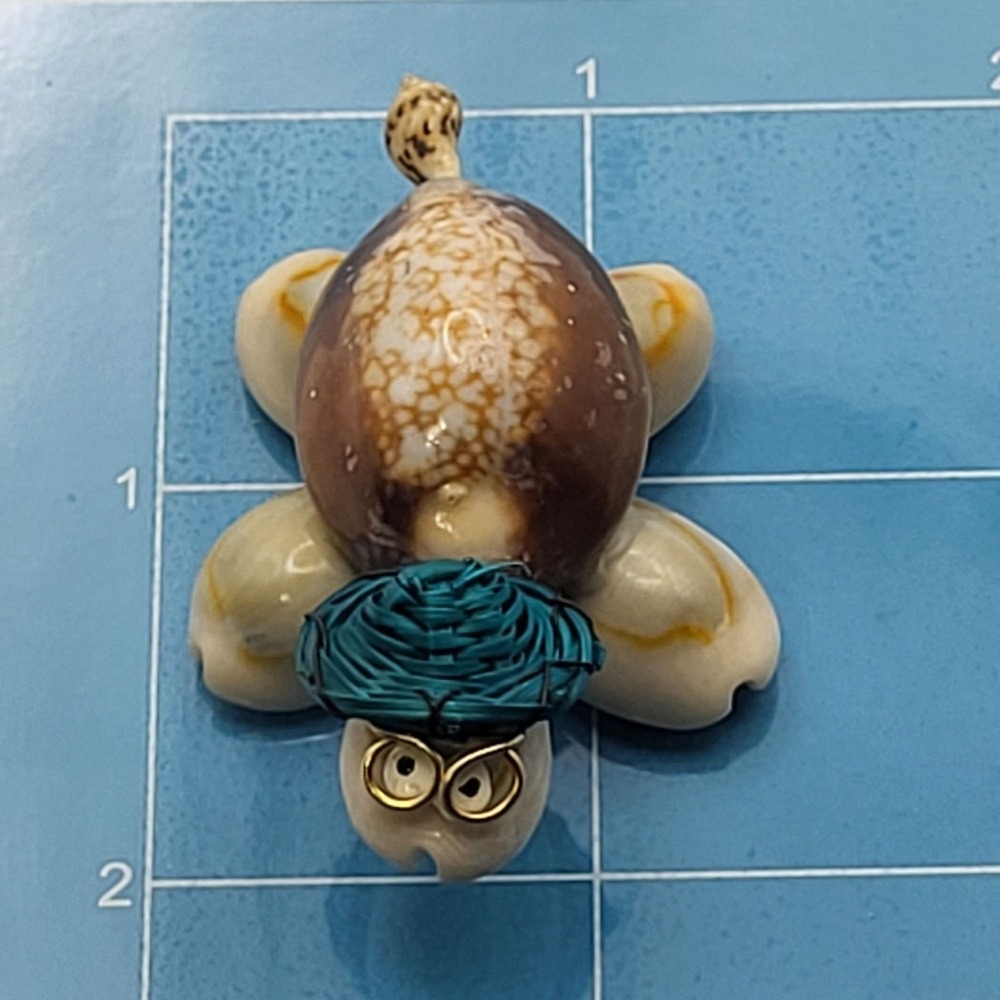 Handcrafted Shell Googly Eye Turtle Figurine Blue Hat Gold Glasses Miniature - Picture 7 of 7
